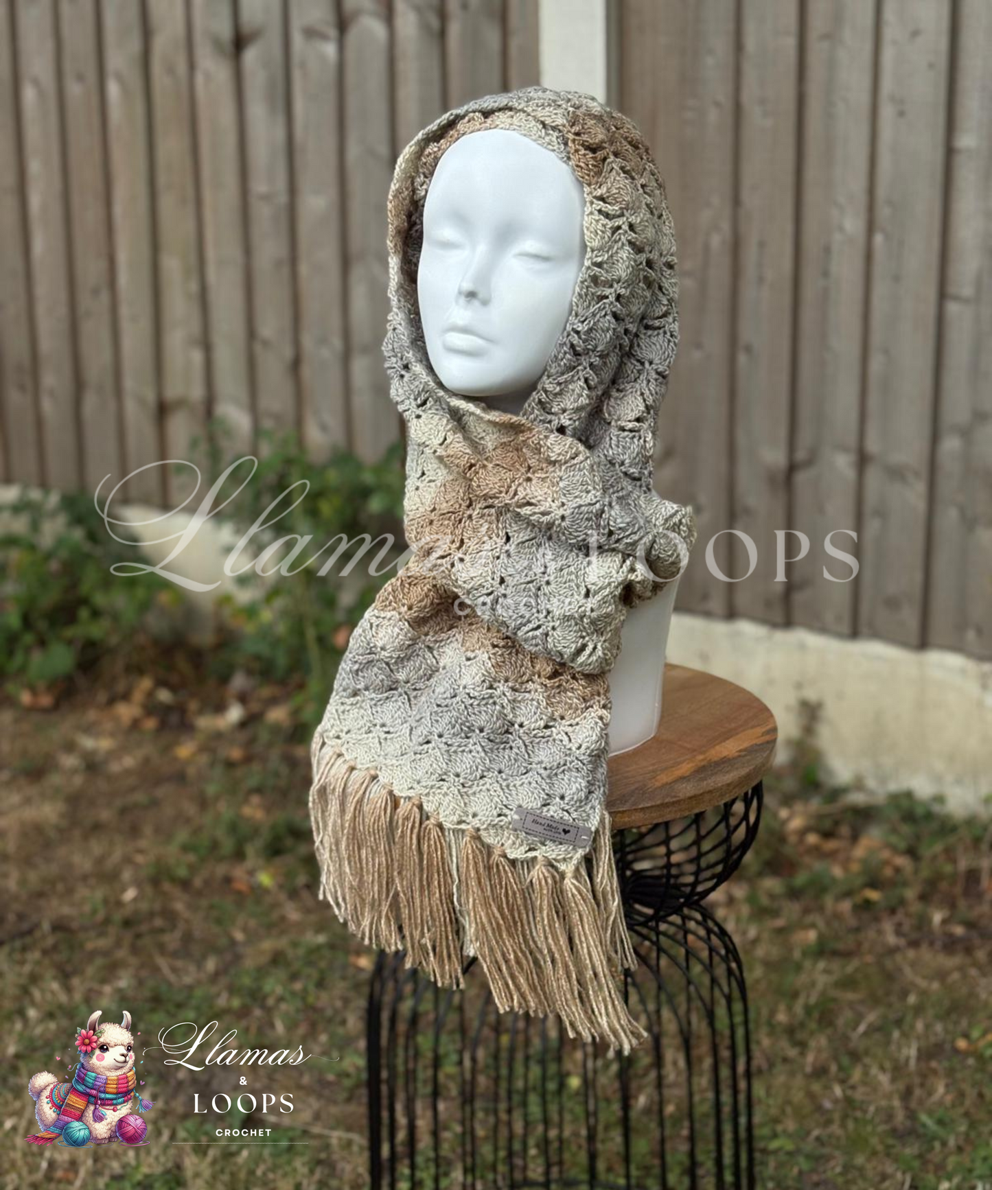Winter Latte Crochet Shell Stitch Scarf – Light Grey, Cream & Light Brown